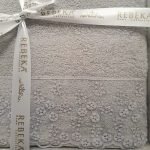 Set 2 prosoape baie Special Gift - 50x90 cm + 70x140 cm, 100% bumbac, cu dantela, gri - imagine 3