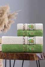 Set 4 prosoape baie , bumbac 100% AVOCADO -2 bucati 50x90cm , 2 bucati 70x140cm