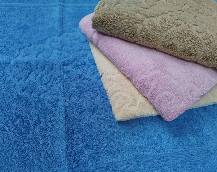 Set 4 prosoape picioare 50x70cm , bumbac 100% CARRY – yvoire, crem, roz, albastru - imagine 2