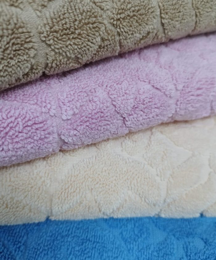 Set 4 prosoape picioare 50x70cm , bumbac 100% CARRY – yvoire, crem, roz, albastru - imagine 3