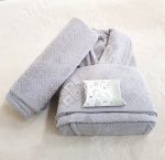 Set halat de baie pentru 1 persoana Elite Collection, 100% bumbac, catifea, gri