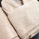 Set halat de baie pentru 1 persoana Elite Collection, 100% bumbac, catifea, ivoire - imagine 3