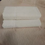 Set 2 prosoape baie Special Gift - 50x90 cm + 70x140 cm, 100% bumbac, cu dantela, ivoire - imagine 5