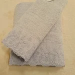 Set 2 prosoape baie Special Gift - 50x90 cm + 70x140 cm, 100% bumbac, cu dantela, gri - imagine 5